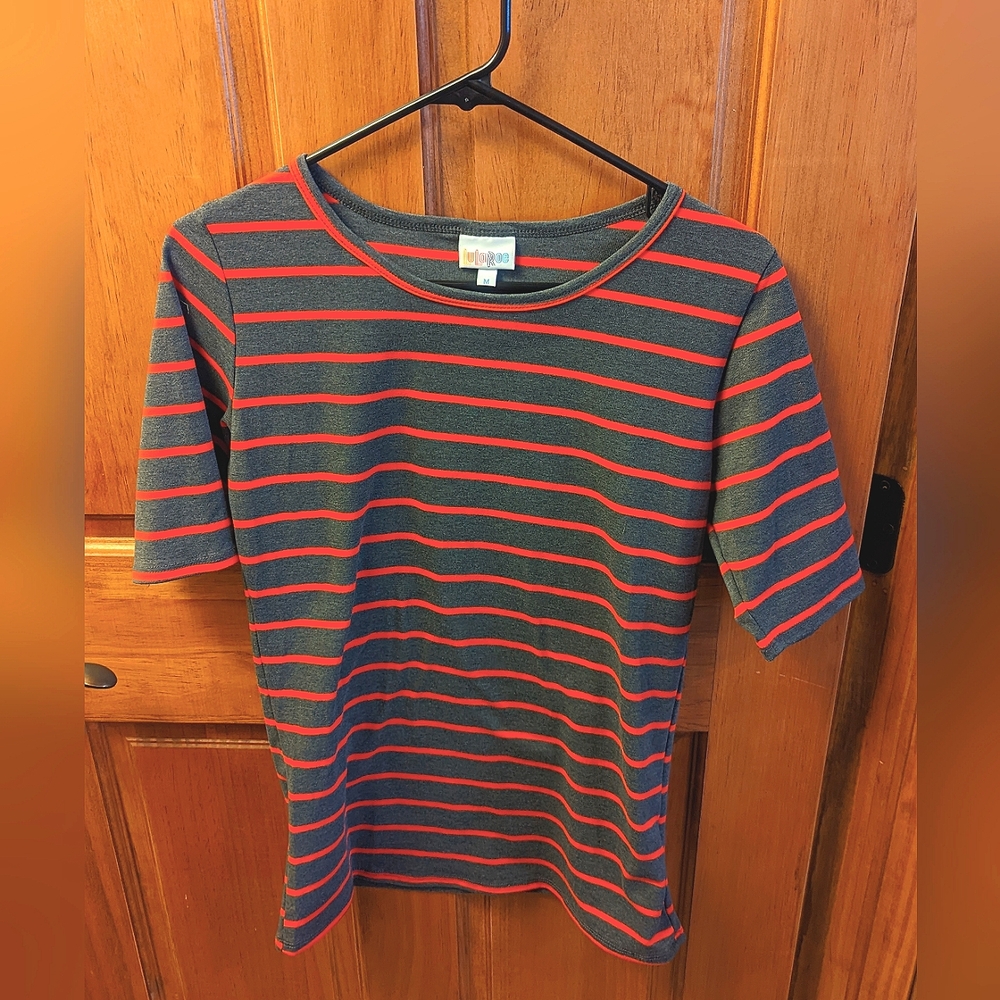 LuLaRoe size Medium grey and red striped shirt